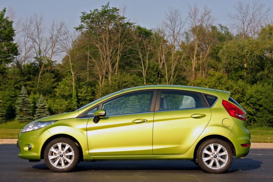  Ford Fiesta 2010 года  (EU) (фото 23 из 43)